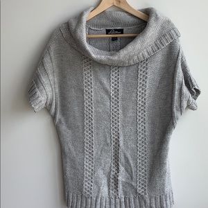 Short sleeve poncho like sweater